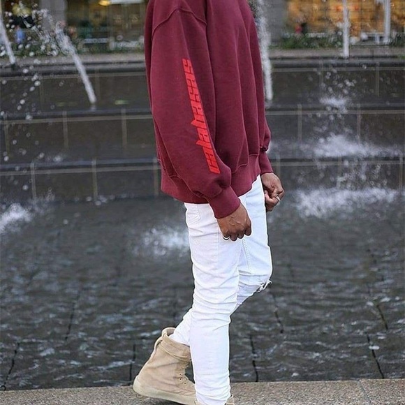 Yeezy Calabasas Crewneck Sweatshirt - Picture 2 of 7